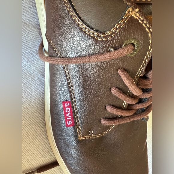 2 for $20 Must bundle / Levi’s men shoe - Picture 3 of 10
